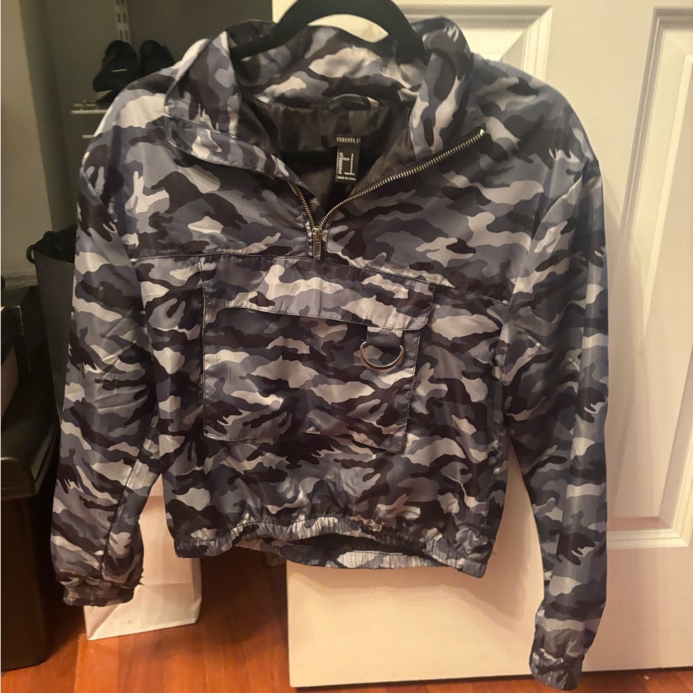 Forever 21 Camouflage Jacket. Size Small.